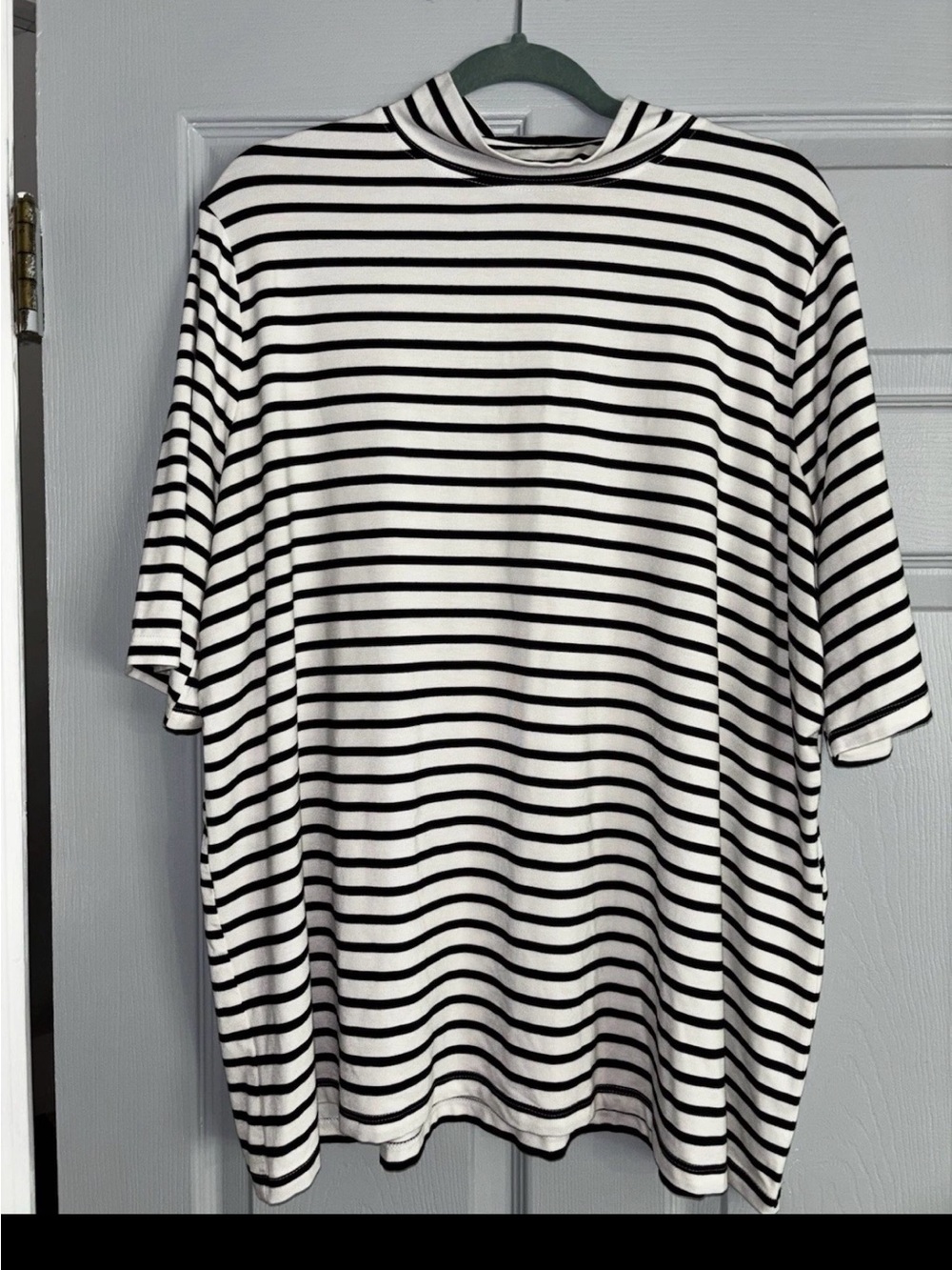 Jessica London White and Black Striped Mock neck Mid Sleeve Tee